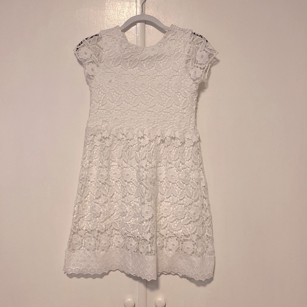 Zara girls white lace dress. Soft Collection